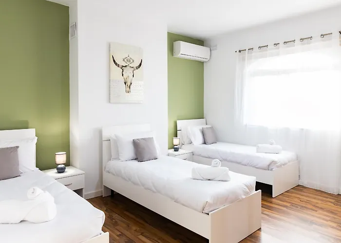 In St Julian's With Private Pool By Arco Collection Вилла Сент Джулианс