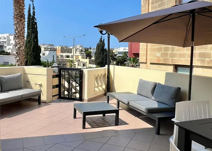 In St Julian's With Private Pool By Arco Collection Сент Джулианс